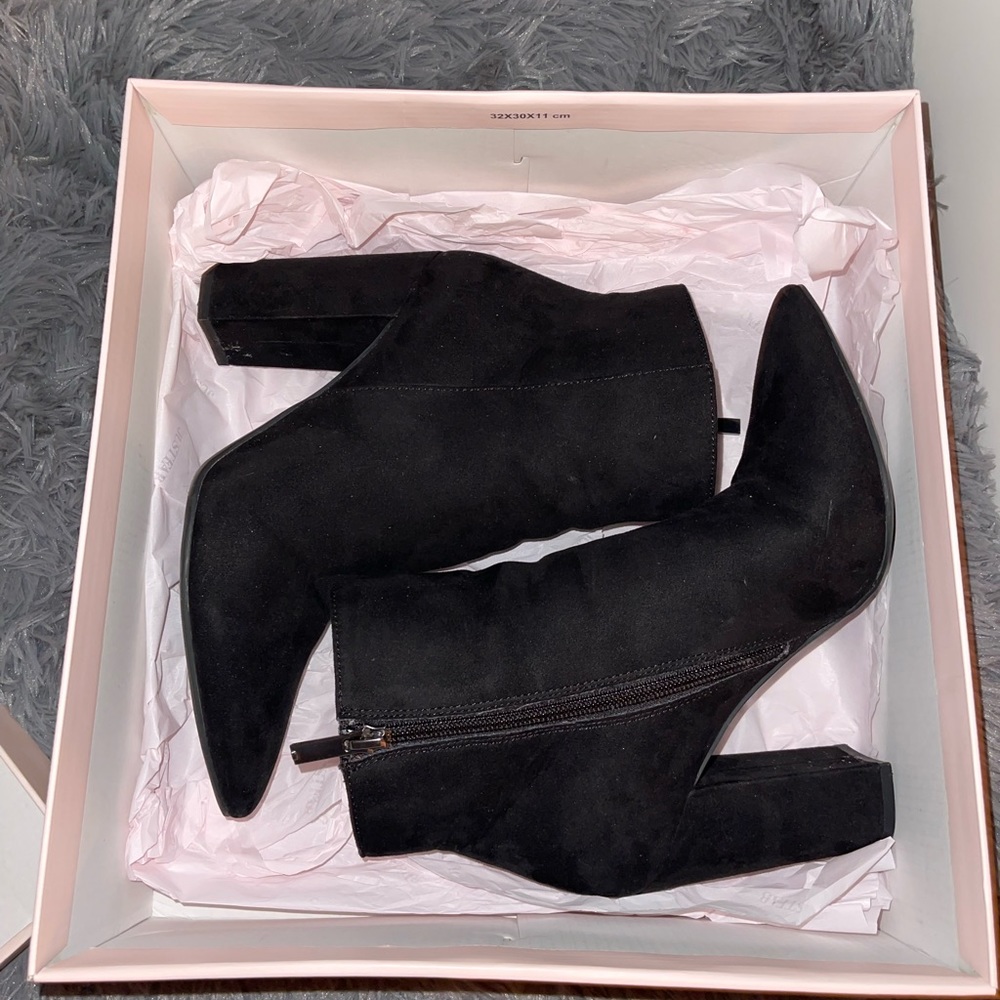 Rosamund Black Booties